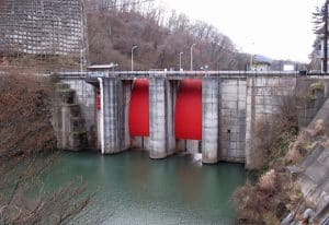 湯川ダム