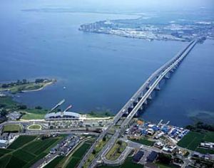 琵琶湖大橋