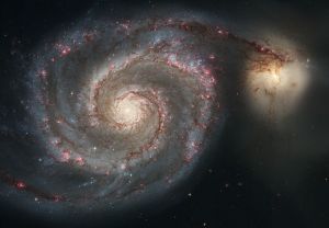 【親子?!】ふたつの銀河がつながっているように見える子持ち銀河"M51"