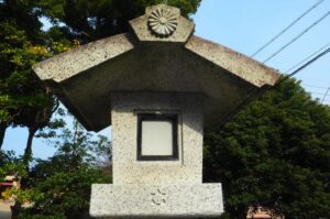【日ユ同祖論】皇室の「菊の紋章」とユダヤ人の王ダビデの紋章「六芒星」の謎