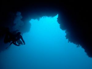 【事件・事故】世界的有名ダイバーのユーリ・リプスキーはなぜ海底へ沈んだのか？その死の真相に迫る -後編-【考察シリーズ】