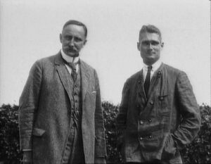 ユダヤ人迫害の真犯人？ヒトラーにアーリア人主義と地政学を教えた人物とは