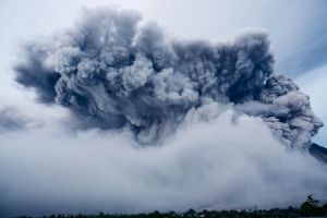 地球上で最大規模の噴火の痕跡は海の中に沈んでいる?!オントンジャワ海台の規模がヤバイ