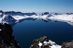 白頭山が大噴火したらどうなる?日本もただ事では済まない可能性が?富士山もスタンバイ状態?
