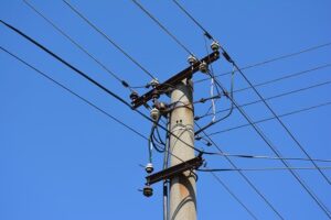 大阪の地元民から恐れられている心霊スポット「人面電柱」の噂